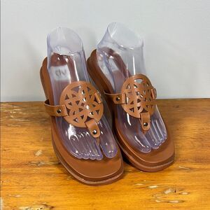 Dolce Vita Brown Sandals with Thong Design and Perforated Straps
